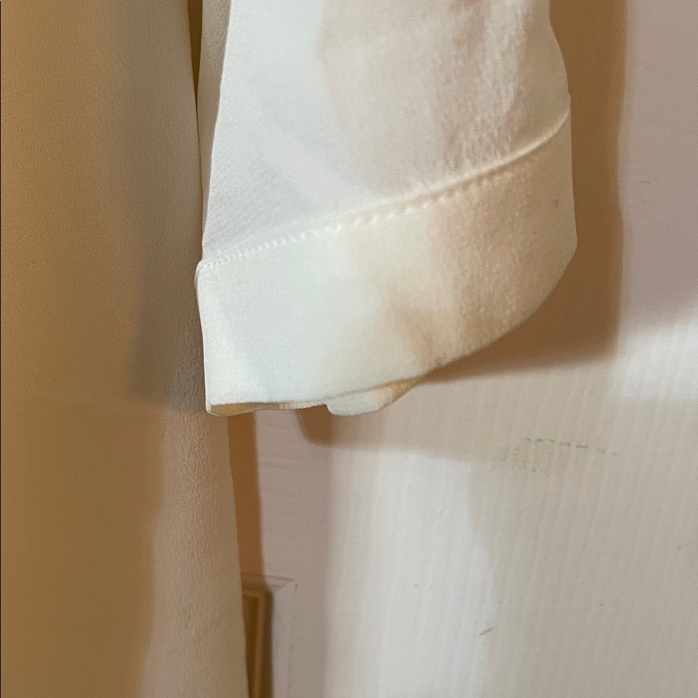Escada 100% Silk Cream Tie-Neck Long Sleeve Blouse - Picture 7 of 14